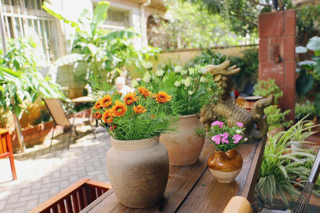 The Hump-Mulan Guest House คุนหมิง ภายนอก รูปภาพ